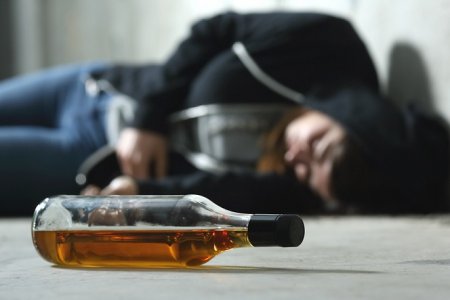 Алкоголдән ҡайҙа күберәк ағыуланғандар?