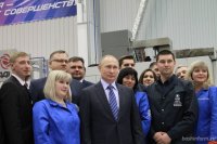 Владимир Путин Өфө моторҙар эшләү производство берекмәһендә вертолет двигателе узелдарын етештереүҙе баһаланы